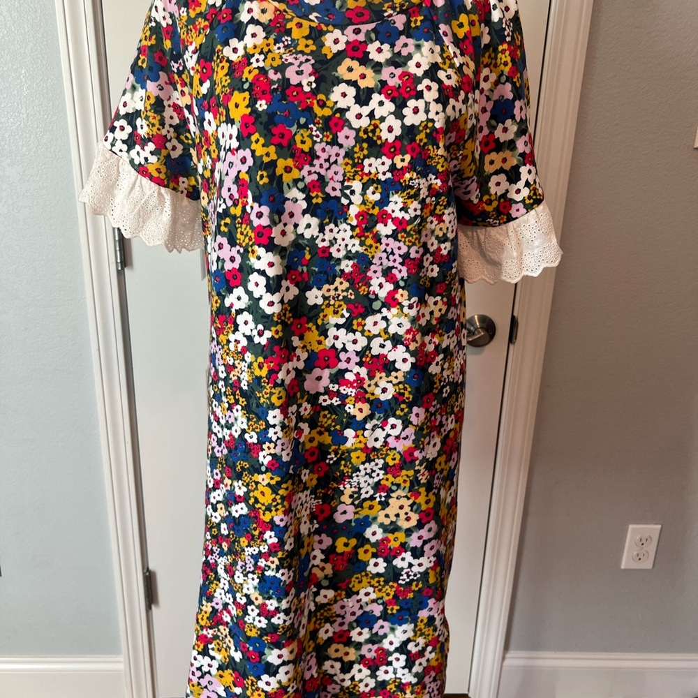 Ann Taylor Multicolor Floral Garment